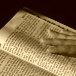 Bible-reading-with-hand
